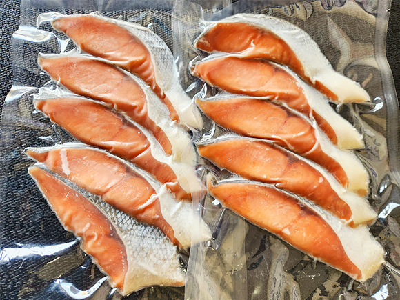 【お魚の日】北海道産新巻鮭切り身5切×2パック