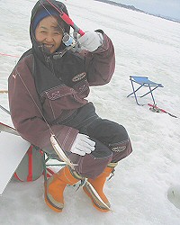 わかさぎ釣り女将釣った！